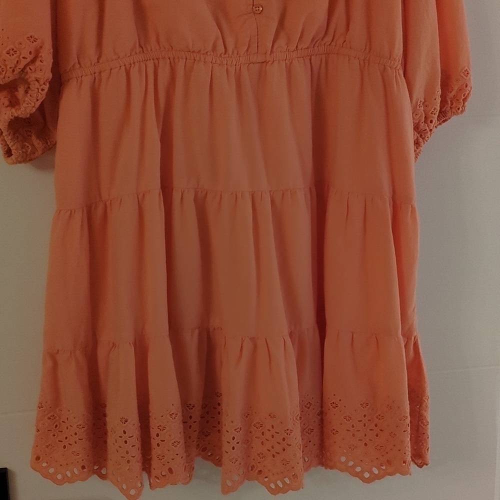 NY&C tiered peach dress eyelet sleeves and hem - Picture 3 of 12